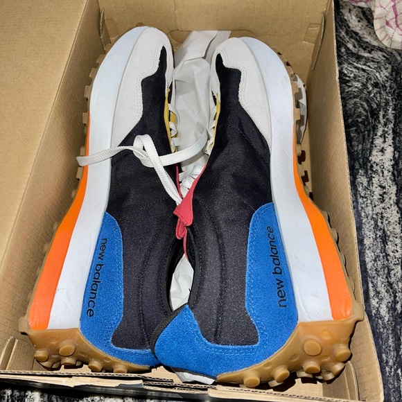 New Balance Men’s Sneaker 12D - Picture 3 of 8